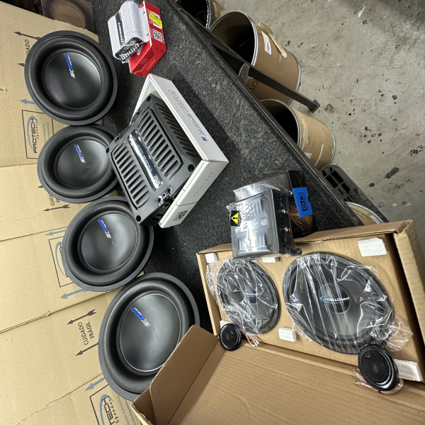 4 Subs EX900 + Banda 8K